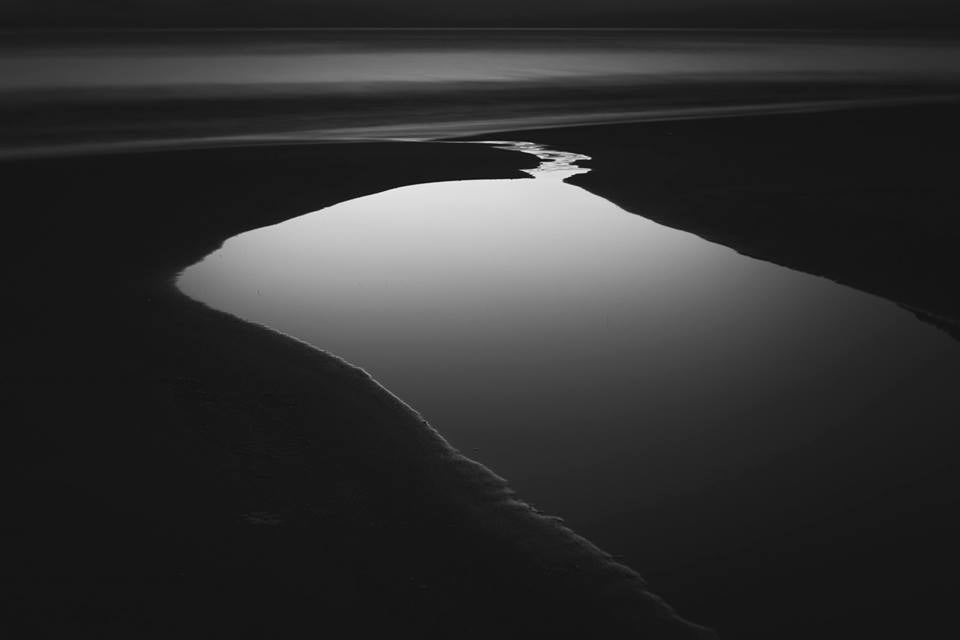 smooth lake sunrise sunset black and white gradient smooth contrast landscape Lensbaby featured photos