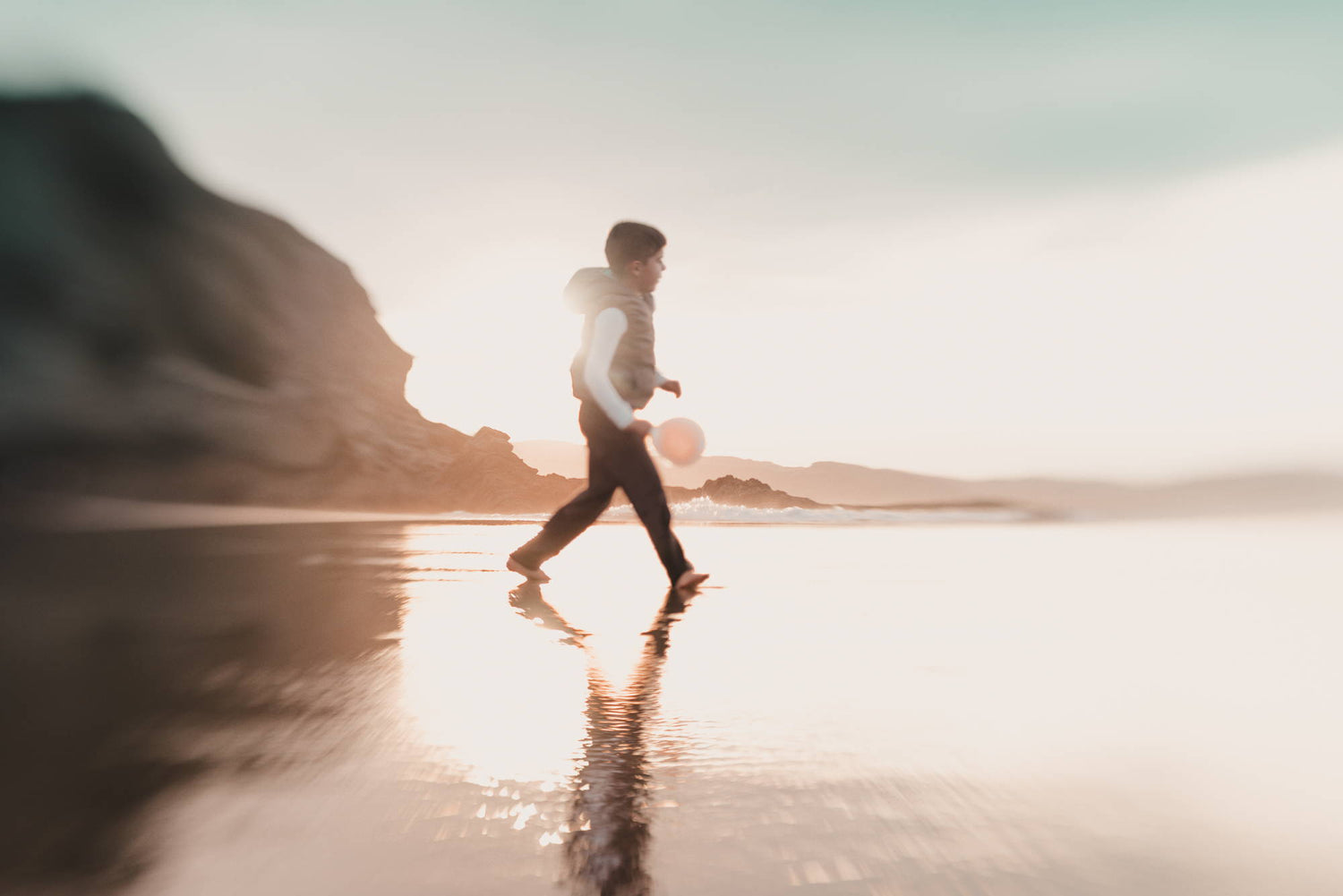 How to Take Pictures During Golden Hour | Beach Edition